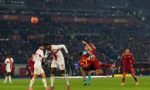 А Серия. "Рома" "Женоа"ни мағлуб этиб, "Ювентус"ни қувиб ўтди 