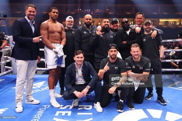 Автоҳалокатда Энтони Жошуанинг икки мураббийи вафот этди