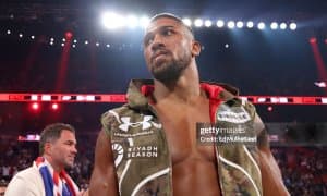 Энтони Жошуа иштирокидаги автоҳалокатга гувоҳ бўлган шаҳс тафсилотларни очиқлади