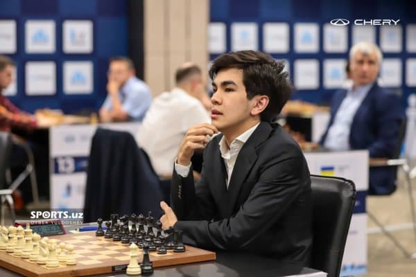 Блиц бўйича жаҳон чемпионати: 2-кундан сўнг  Жавоҳир Синдаров 14-ўринда, Умида Омонова кучли ўнликда турнирни якунлади!