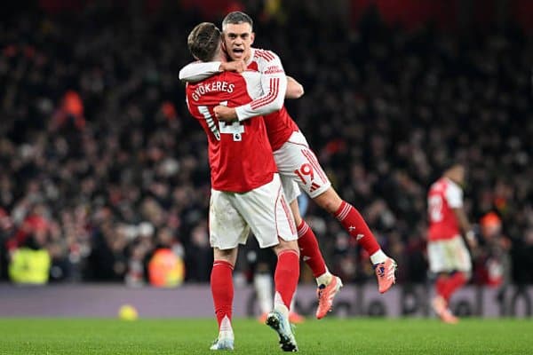 АПЛ. "Арсенал" ўз майдонида "Астон Вилла"ни йирик ҳисобда ютди. МЮ эса аутсайдер билан дуранг ўйнади 