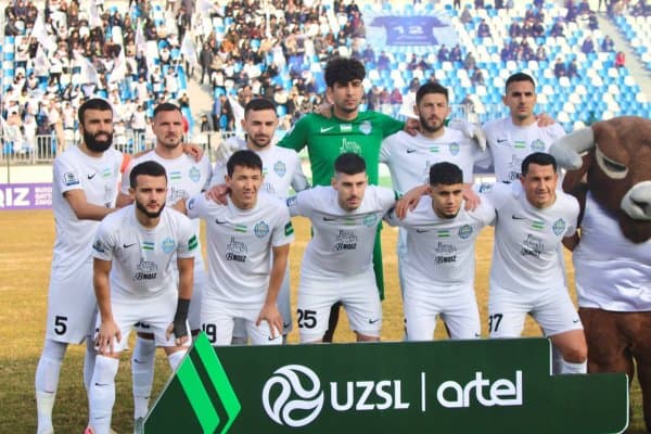 "Бухоро" футболчисини янги мавсумни "Локомотив"да ўтказади