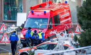 Иқтидорли футболчи ёнғинда кучли куйди. 40 киши қурбон бўлди