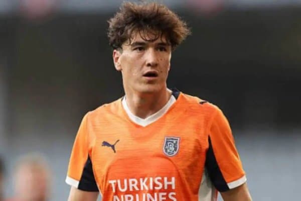 Шомуродов жамоаси бир ўйинчи билан хайрлашди