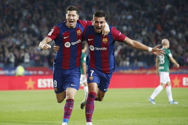 "Астон Вилла" "Барселона" ҳужумчиси учун 60 миллион сарфламоқчи