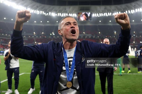 Энрике: "Улар жамоа учун жонини бераётганидан хурсандман"