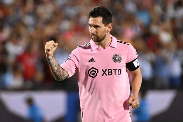 “Ливерпуль” ёрдамга Мессини олиб келади