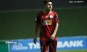 Ойбек Бозоров “Пахтакор” футболчиси!