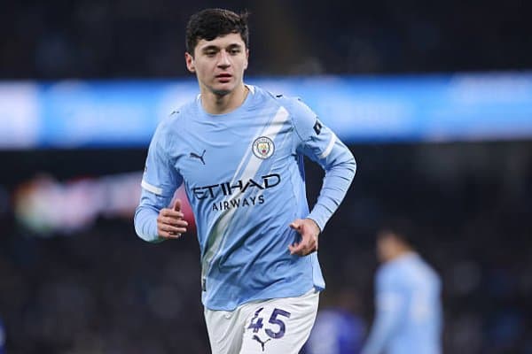 Ҳусановнинг рақобатчиси қанча муддатга сафдан чиқди? 