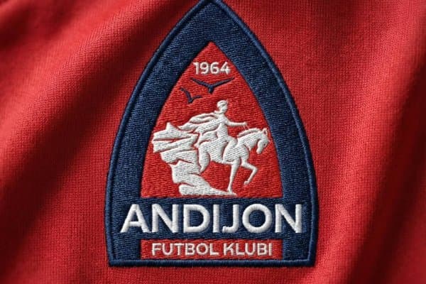 "Андижон"дан яна бир юриш!