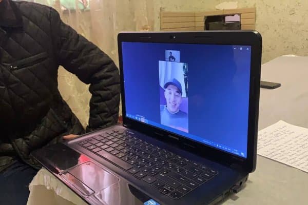 Аббосбек Файзуллаев ёш мухлисининг орзусини амалга оширди