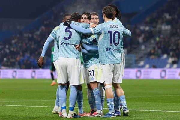 А Серия. "Рома" "Лечче"ни ишончли ҳисобда енгди, "Ювентус" эса қийинчиликсиз ғалаба қозонди 