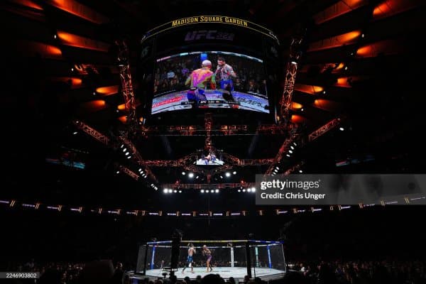 Ана холос: UFC жангчисининг 19-0 рекорди бузилди!