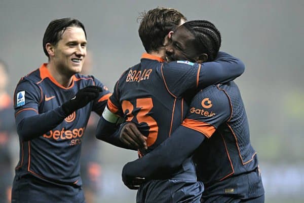 А Серия. "Интер" "Парма"ни ишончли тарзда енгди. "Наполи" эса жанговар дуранг ўйнади 