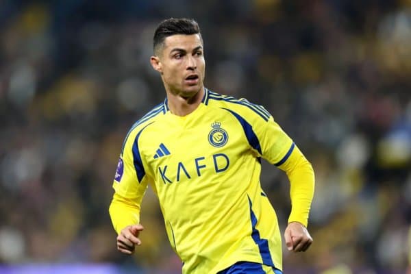 Роналду майдонда аср рекордини ўрнатди