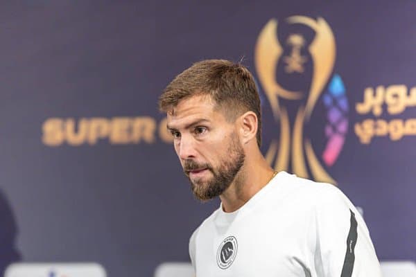 Иньиго Мартинес: "Барселона"га қайтиш имконсиз"