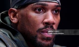 Энтони Жошуа автоҳалкатда вафот этган мураббийлари ҳақида нима деди?