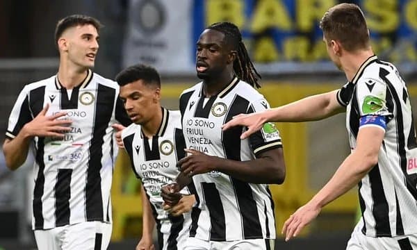 Манчестерликлар энди ҳимояга Умарни олмоқчи