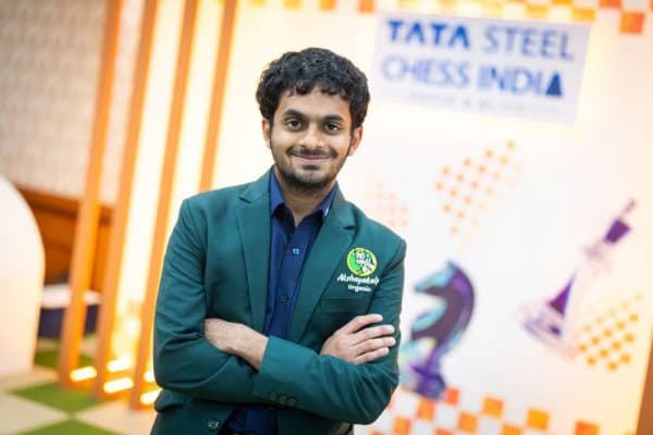 Нихал Сарин оилавий фожиа фонида рапидда ғалаба қозонди