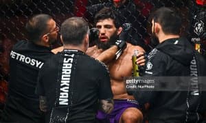 Илия Топурия ва Ислом Махачев ўртасидаги эҳтимолий жангда кимнинг имконияти юқори?