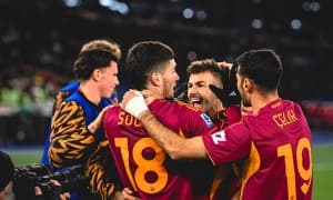 А Серия. "Рома" "Сассуоло"ни ишончли ҳисобда мағлуб этиб, 3-ўринга кўтарилди 