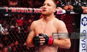 Зарбалар комбинацияси билан Жастин Гэтжи қойил қолдирган UFC чемпиони ким? 