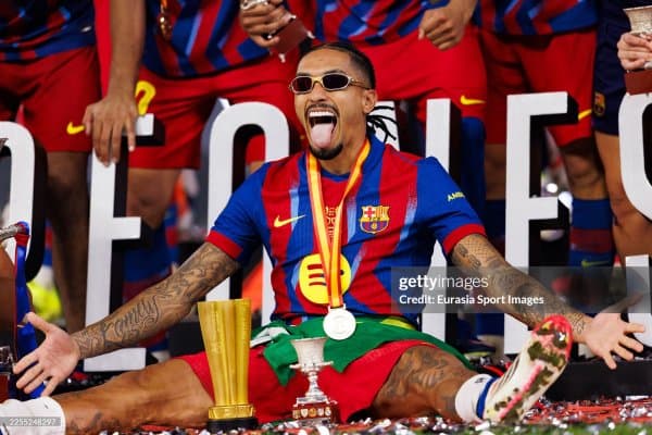 Рафинья: "У ҳаммасини ўзгартирди ва жамоада муҳим бўлишимни айтди"