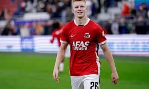 “Реал” ва “Барса” ҳали танилмаган ўйинчи учун курашяпти