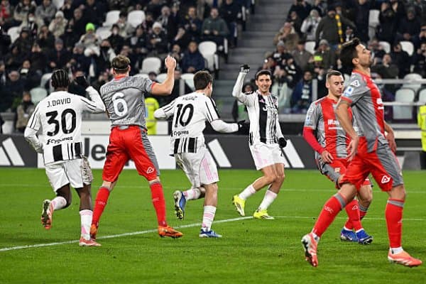 А Серия. "Ювентус" ўз майдонида "Кремонезе" дарвозасига жавобсиз 5 та гол урди 