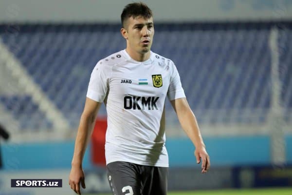 Расман! Акром Комилов - "Насаф" футболчиси