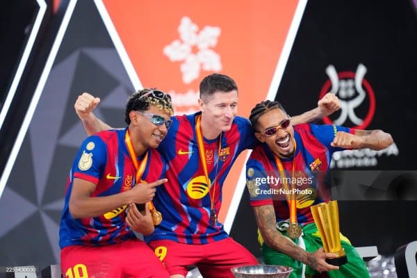 "Барселона" футболчиси Саудияга йўл олиши мумкин