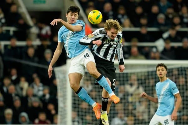 Фанатлар Ҳусанов бўйича тармоқларни ёндиряпти!