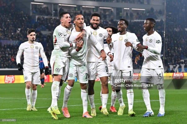 "Челси" етакчисини Европа гранди нишонга олди