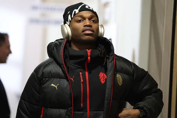 А Серия. "Комо" - "Милан": Таркиблар билан танишинг 