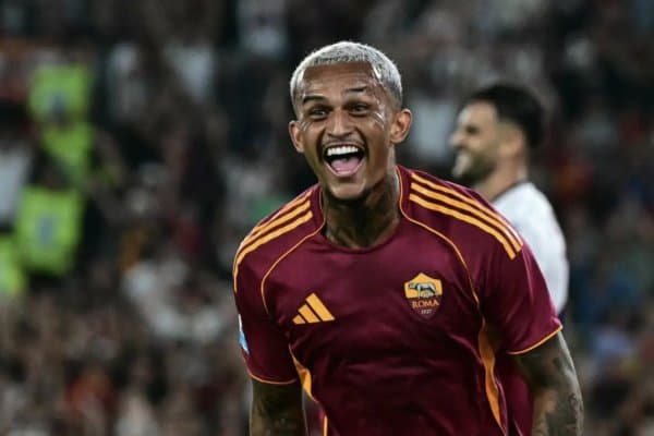 “Манчестер Сити” бразилиялик футболчи оляпти