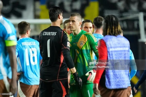 "Реал Мадрид" дарвозабони жароҳат олди