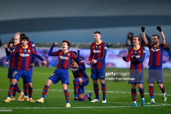 "Барселона" ва "Ювентус" нинг собиқ футболчиси Қозоғистон клубига ўтмоқда