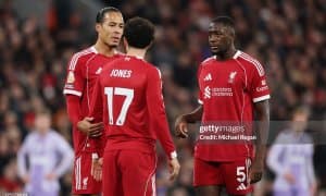 Лондон клуби “Ливерпуль” футболчисига кўз тикди