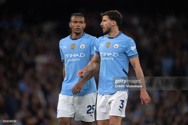 "Манчестер Сити" ҳимоячиси 15 миллион евро эвазига жамоани тарк этиши мумкин