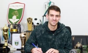 "Локомотив" сербиялик ярим ҳимоячи билан шартнома имзолади