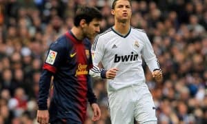 Karvaxal Messi va Ronalduning farqini aytdi