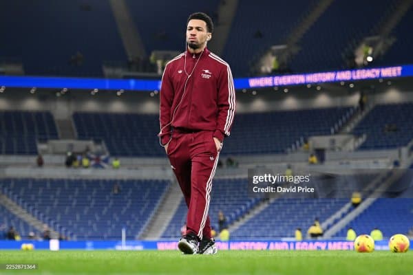 "Арсенал" футболчиси фаолиятини Францияда давом эттирадиган бўлди