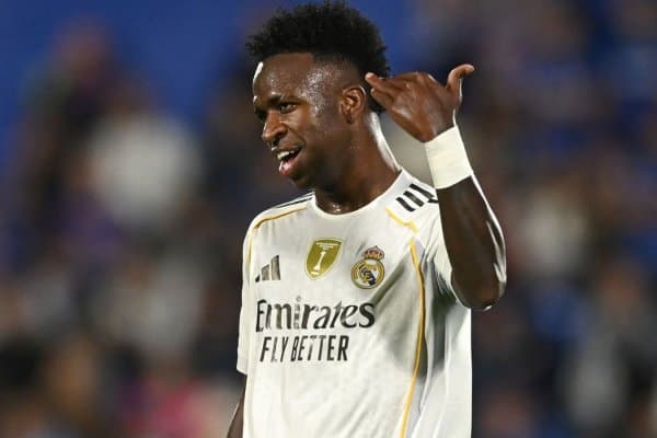 Винисиус "Реал" мухлисларининг хуштакбозликлари ҳақида: "Барибир тушунмаяпман..."