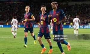 МЮ "Барселона" футболчисини нишонга олди 