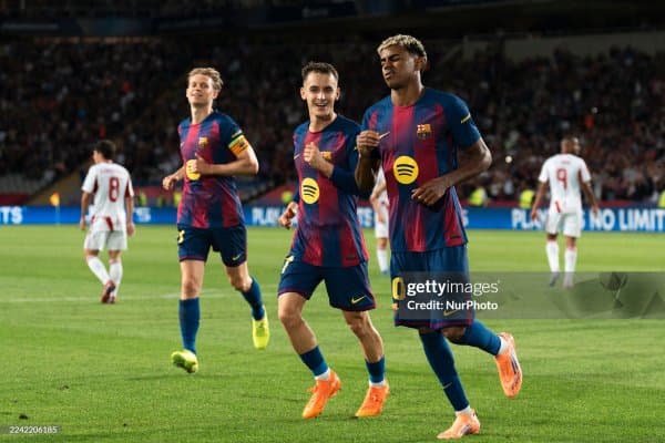 МЮ "Барселона" футболчисини нишонга олди 