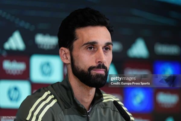 Арбелоа: "Винисиус биз билан қолиб, тарих яратишда давом этишини хоҳлайман" 