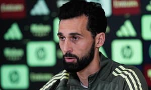 Арбелоа: "Вильярреал"га қарши учрашув осон бўлмайди"