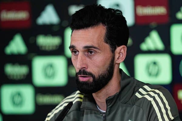 Арбелоа: "Вильярреал"га қарши учрашув осон бўлмайди"