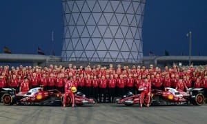 Формула-1. "Феррари" янги болидини намойиш қилди