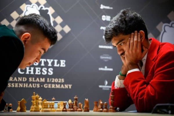 Гукешнинг кутилмаган хатоси Абдусатторовга ғалаба олиб келди